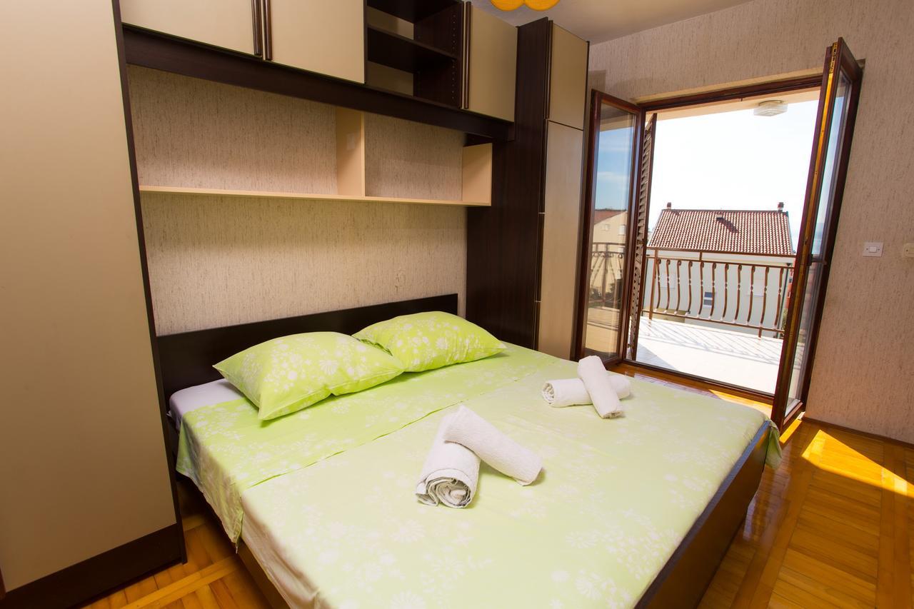Apartments Zoran Promajna Exterior photo